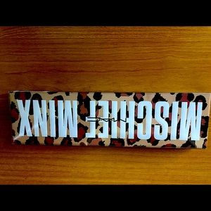 Mac Mischief Minx eyeshadow palette